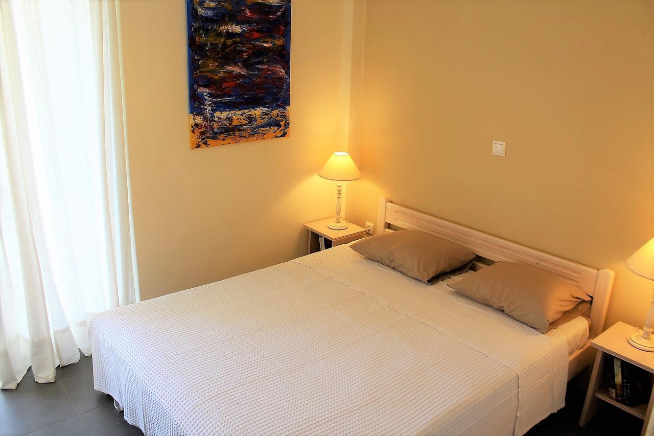 Apartment Sea View In Front Of The Beach Of Agia Marina Pórto Ráfti エクステリア 写真